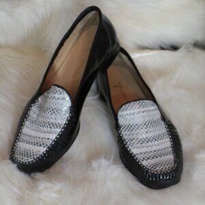 Vittorio Carli | patent leather slipon loafer shoes Made in Italy size 8.5 B